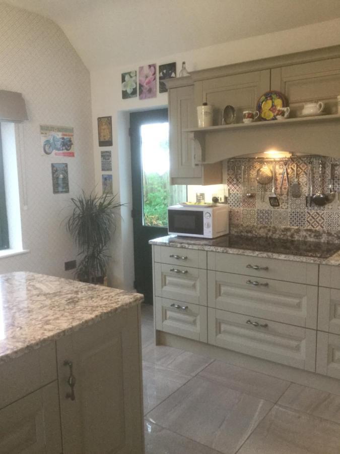 Tullybeggs B&B クリフデン エクステリア 写真